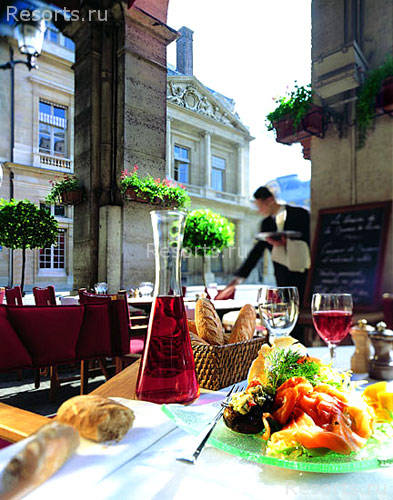 Hotel Du Louvre 28
